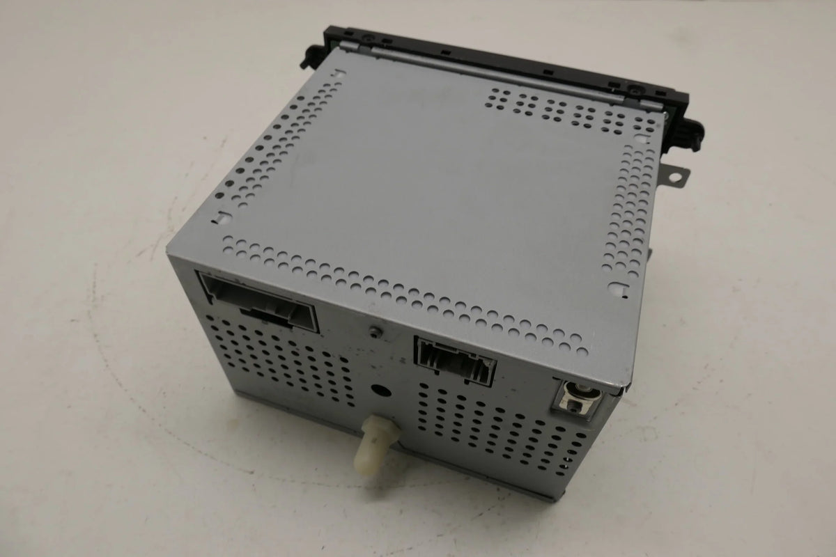 Pre-Owned 2012  Transit Connect CD Player Radio Receiver OEM (Good)