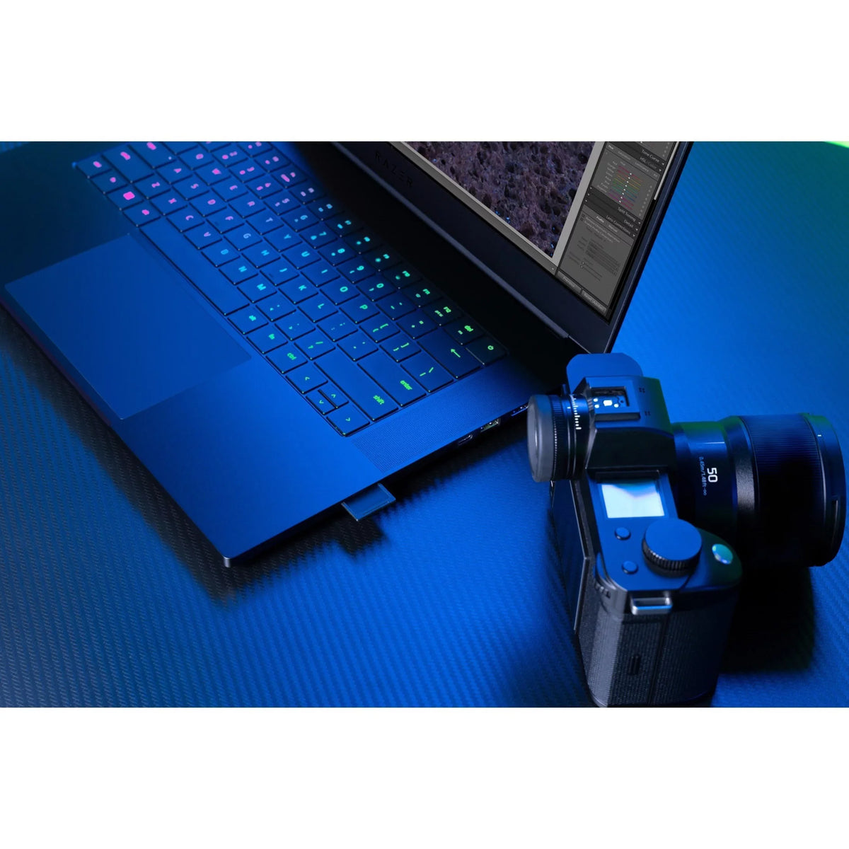 Blade 15 Advanced Edition 15.6" 4K UHD Gaming Laptop,  Core i9 i9-12900H, NVIDIA GeForce RTX 3080 Ti 16 GB, 1TB SSD, Windows 11 Home
