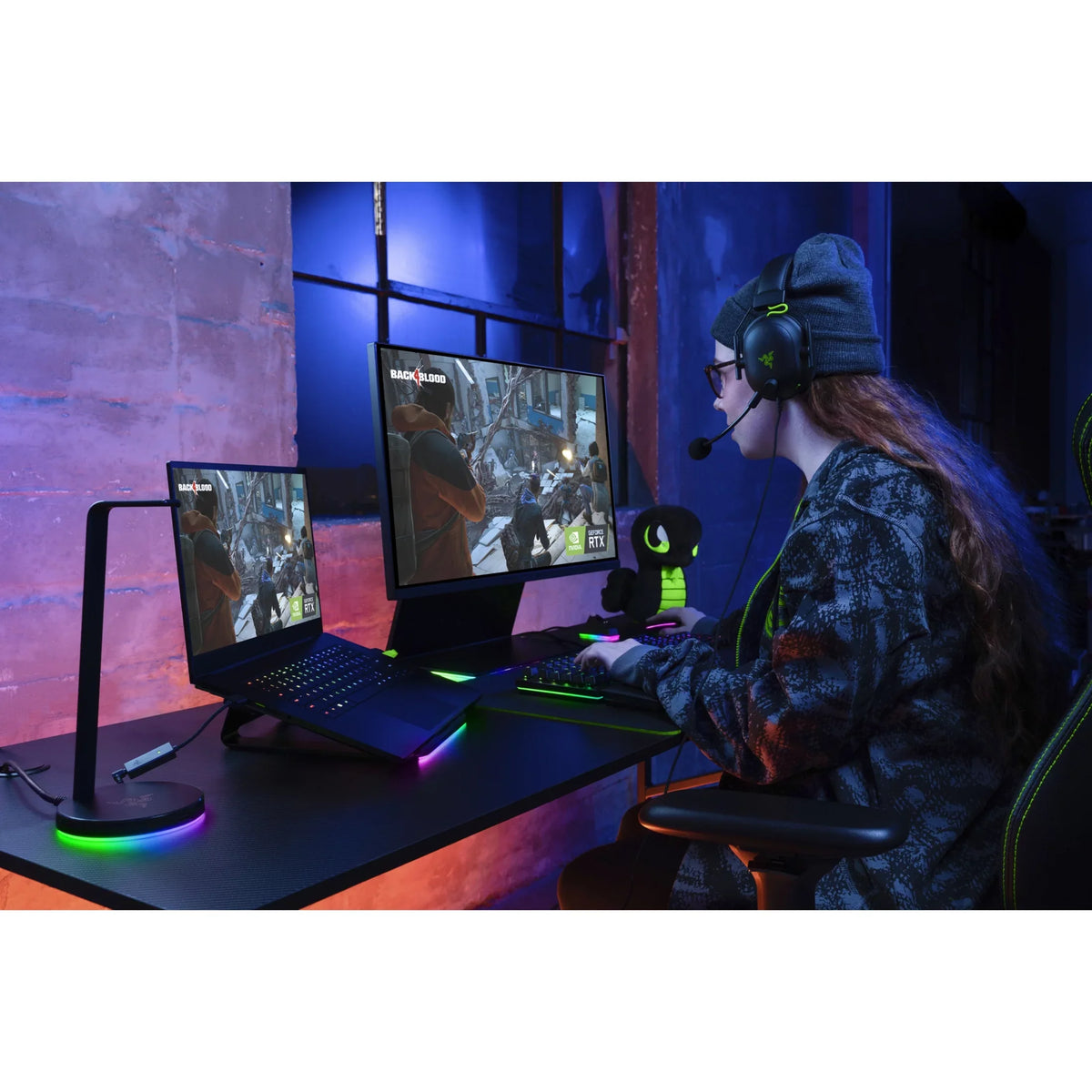 Blade 15 Advanced Edition 15.6" 4K UHD Gaming Laptop,  Core i9 i9-12900H, NVIDIA GeForce RTX 3080 Ti 16 GB, 1TB SSD, Windows 11 Home