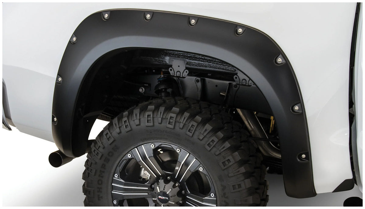 Bushwacker by RealTruck 07-13  Tundra Fleetside Pocket Style Flares 2pc 66.7/78.7/97.6in Bed - Black appropriate with select: 2010 ,2013  Tundra Crewmax SR5